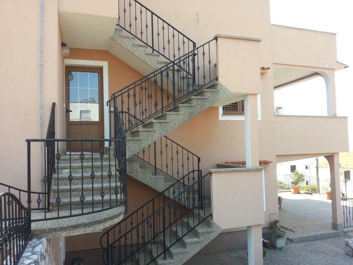 Guarda Alla Vita Njivice Exterior photo
